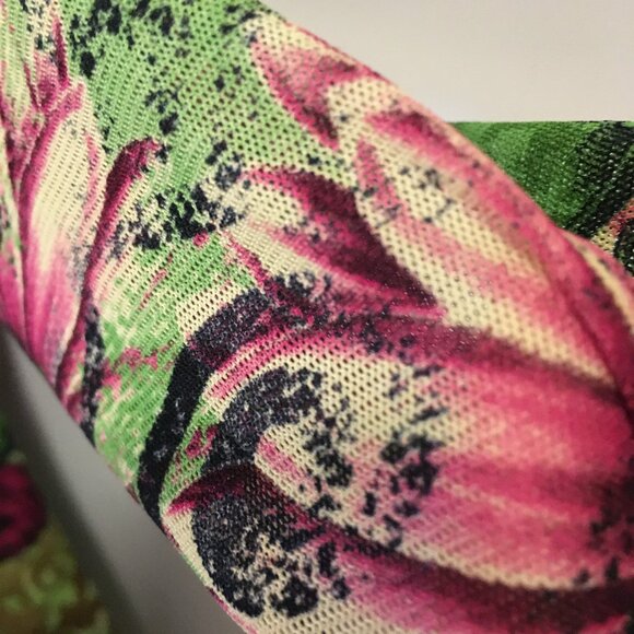 Y2K 'Save The World' Retro Flowers + Text Printed Mesh Top - Picture 9 of 16